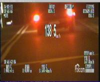 SANOK - Pijany kierowca p�dzi� 140 km/h